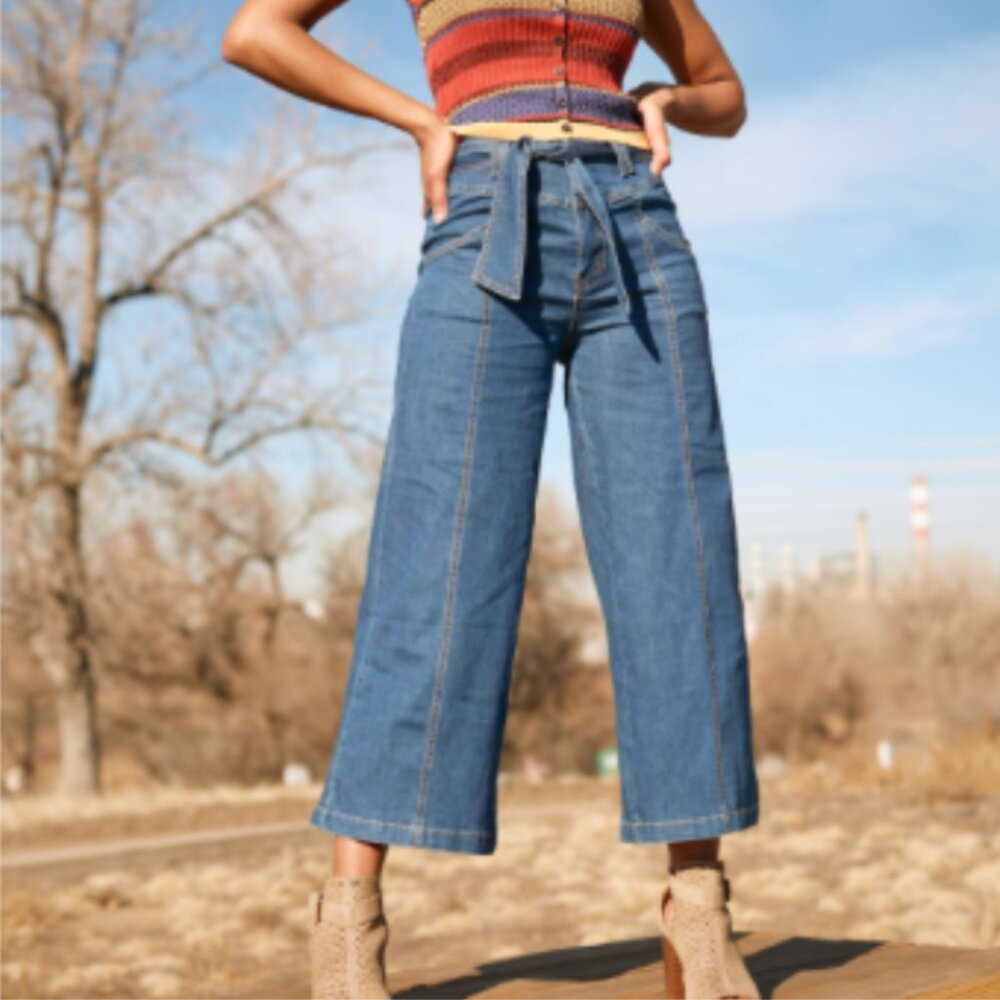 Pilcro Anthropologie Size 26 Women’s Wide Leg Crop Denim Pants Jeans